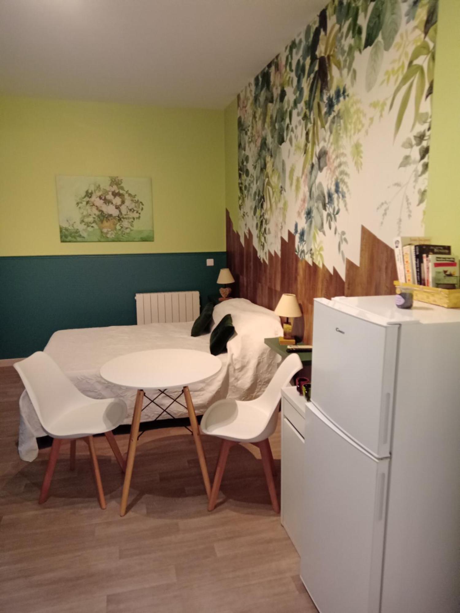 Hotel Chez Lulu Saint-Saturnin-lès-Apt Zewnętrze zdjęcie