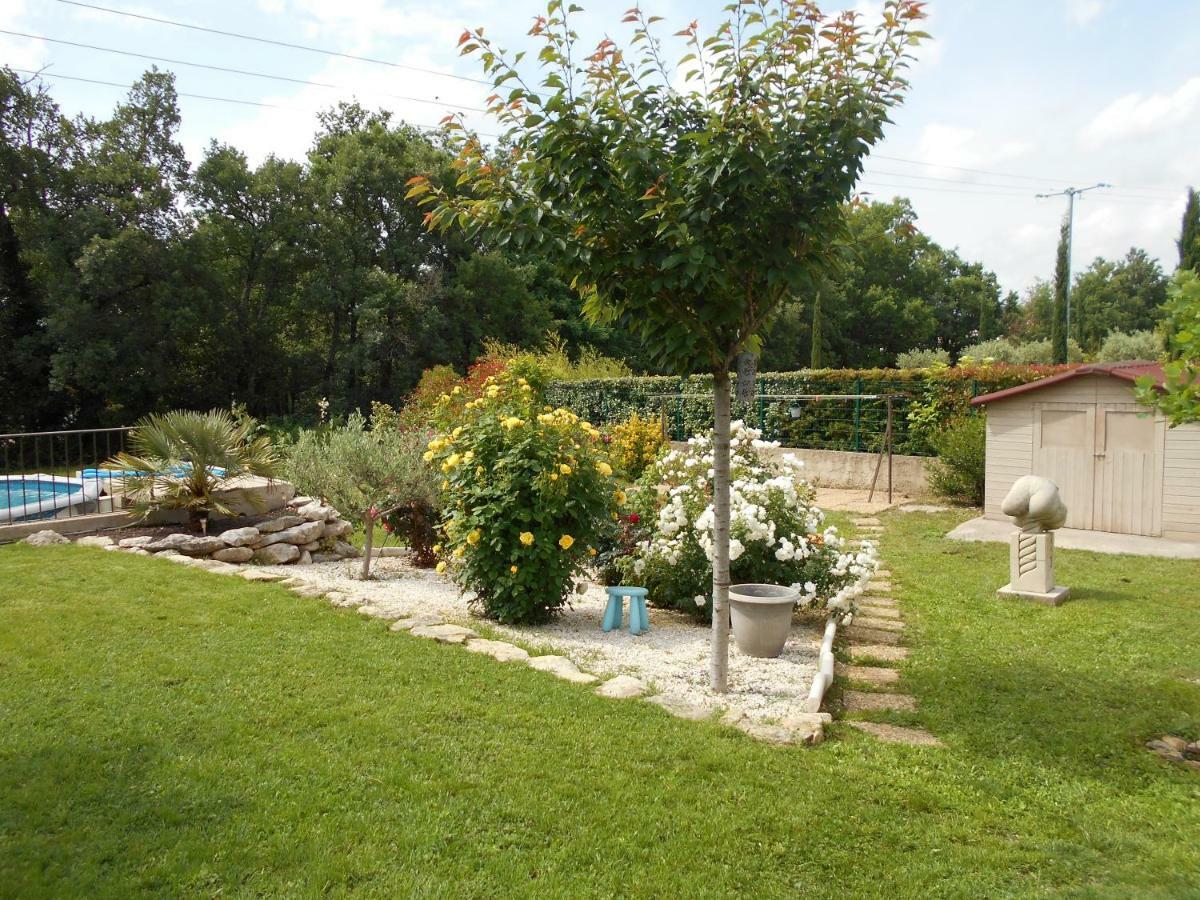 Hotel Chez Lulu Saint-Saturnin-lès-Apt Zewnętrze zdjęcie
